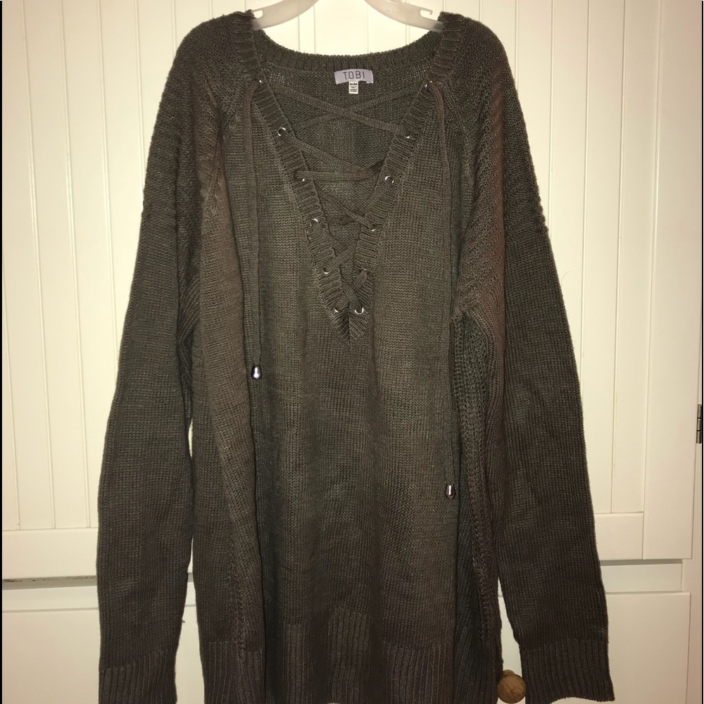 Never Worn Tobi Sweater